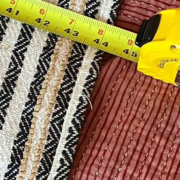 Striped Fringe Accent throw Blanket natural tones - Picture 9 of 14